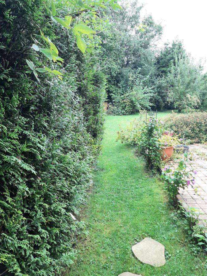 Les Alouettes B&B Hardecourt-aux-Bois Bagian luar foto