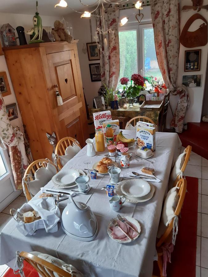 Les Alouettes B&B Hardecourt-aux-Bois Bagian luar foto